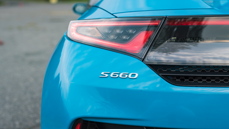 Illustration for article titled The Honda S660 Is The Most Fun You Can Have At 25 MPH